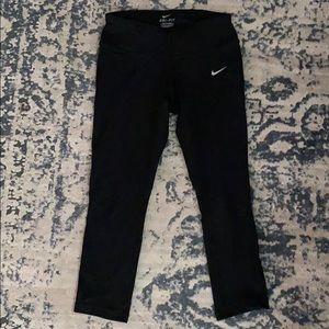 Nike Dri-Fir Capri pants